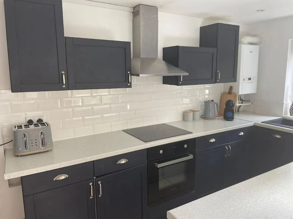 別荘 Penarth Townhouse Close To Cardiff & Bay イギリス