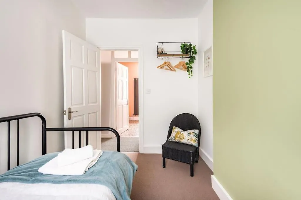 Penarth Townhouse Close To Cardiff & Bay