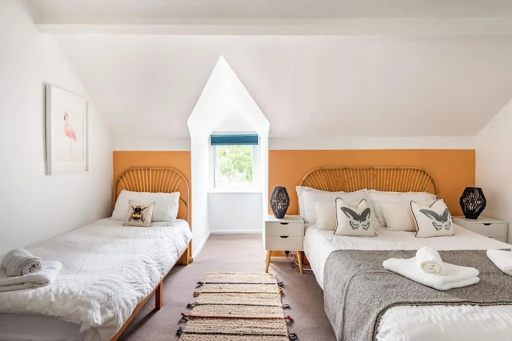Penarth Townhouse Close To Cardiff & Bay イギリス